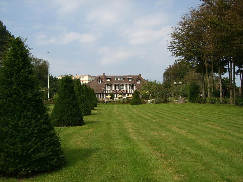 Golf Hotel Le Tréport Kültér fotó